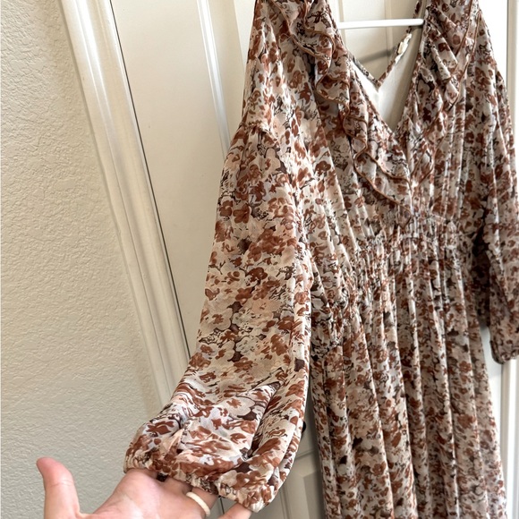 Entro maxi dress- Large - Picture 2 of 3